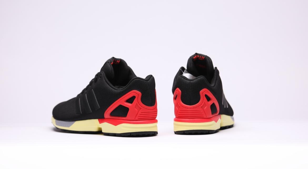 ははは adidas Originals ZX Flux 